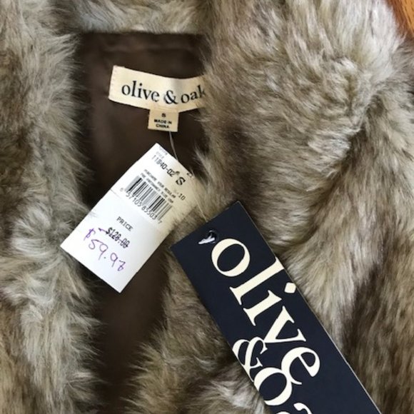 NWT never worn faux-fur maternity vest - Picture 2 of 2